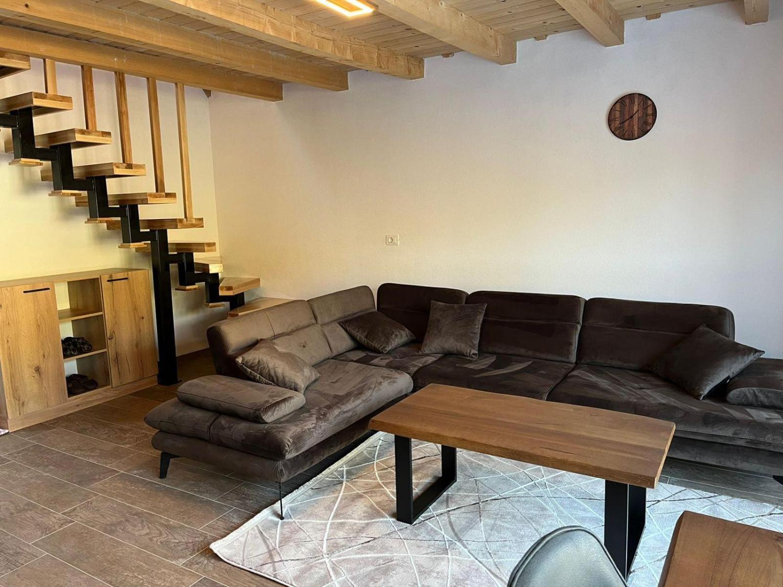 Ferienwohnung Bujtinat Lisa Boge Exterior foto